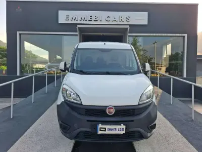 Usata Fiat Doblò 120 CV (88 kW) 2017 Bianco Monovolume