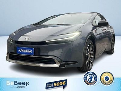 Begagnad Toyota Prius Active 2025 Grå Halvkombi