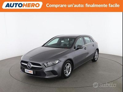 Usata Mercedes A180 Business 115 CV (84 kW) 2019 Grigio Berlina