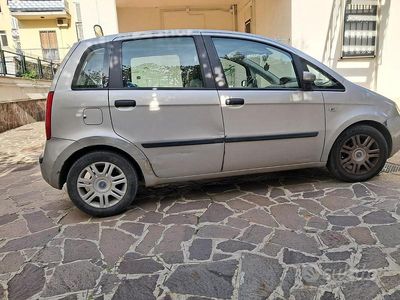 Grigio Usata 2003 Fiat Idea Monovolume | 2000 €