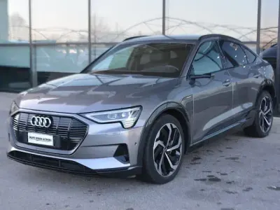 Usata Audi e-tron Sportback Business 300 kW (408 CV) 2022 Grigio tifone metallizzato SUV