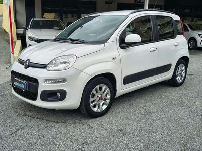 Usata Fiat Panda Lounge 69 CV (50 kW) 2017 Bianco pastello Utilitaria