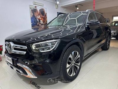 Usata Mercedes GLC200 Business 163 CV (119 kW) 2021 Inval. black SUV