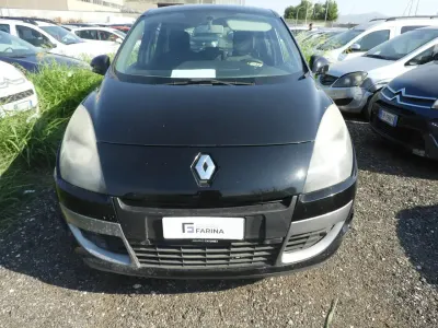 Usata Renault Scenic E-Tech Luxe 110 CV (80 kW) 2011 Nero Monovolume