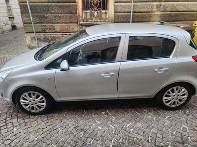 Usata Opel Corsa Sport 90 CV (66 kW) 2009 Berlina