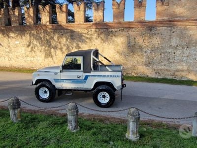 Usata Land Rover Defender 1986 Bianco SUV
