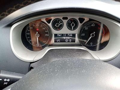 Usado Lancia Delta Silver 105 CV (77 kW) 2013 Utilitario
