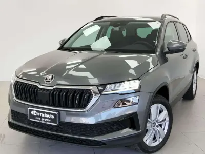 Usata Skoda Karoq Executive 150 CV (110 kW) 2025 Grigio SUV