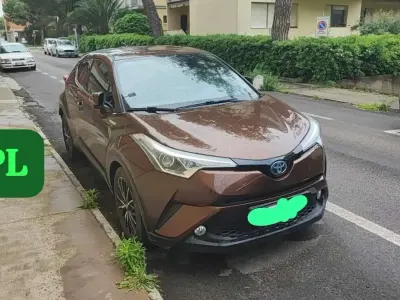 Usata Toyota C-HR Trend 122 CV (89 kW) 2018 SUV