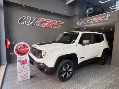 Usata Jeep Renegade Trailhawk 170 CV (125 kW) 2019 Bianco SUV