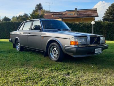 Volvo 240