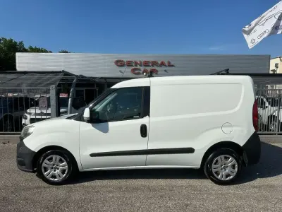 Usata Fiat Doblò 105 CV (77 kW) 2016 Bianco Monovolume