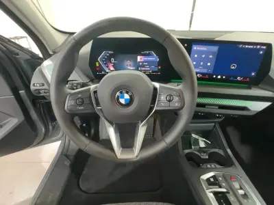 Usata BMW 118 M Sport 150 CV (110 kW) 2025 Skyscraper gray met. Utilitaria