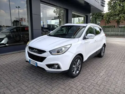 Usata Hyundai ix35 Xpossible 116 CV (85 kW) 2015 Bianco SUV