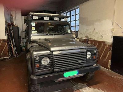 Usata Land Rover Defender SE 122 CV (89 kW) 2008 Grigio Station wagon