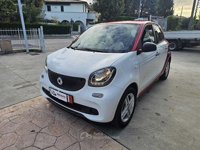 Bianco Usata 2019 Smart ForFour Utilitaria | 8500 € (Ottimo prezzo)