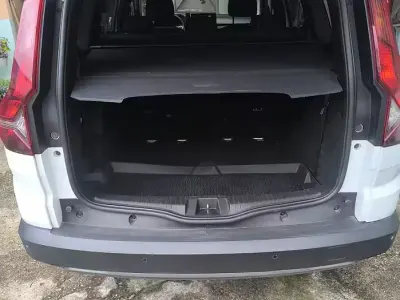 Usata Dacia Jogger Extreme 101 CV (74 kW) 2023 Bianco Monovolume