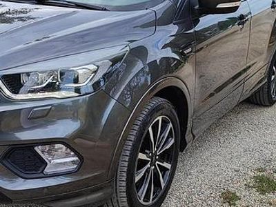 Usata Ford Kuga Business Edition 120 CV (88 kW) 2018 Grigio SUV