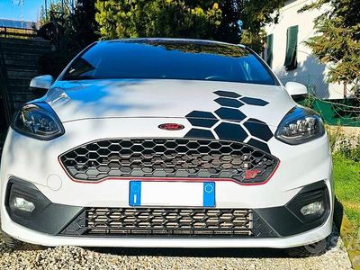 Usata Ford Fiesta ST 200 CV (147 kW) 2019 Bianco Utilitaria