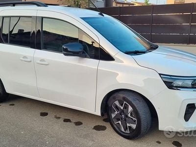 Usata Nissan Townstar N-Connecta 131 CV (96 kW) 2022 Bianco Monovolume