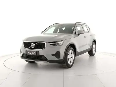 Nuova Volvo XC40 163 CV (119 kW) 2026 Grigio SUV