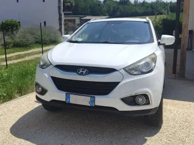 Usata Hyundai ix35 Comfort 136 CV (100 kW) 2010 Bianco SUV