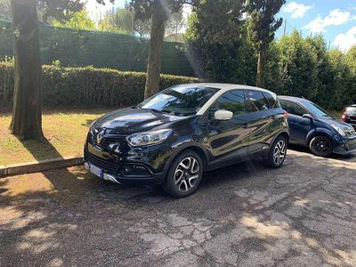 Usata Renault Captur 90 CV (66 kW) 2017 Nero SUV