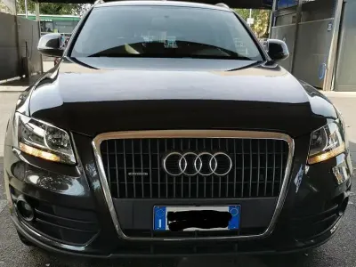 Usata Audi Q5 204 CV (150 kW) 2011 Bluazzurro SUV