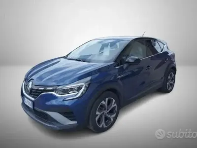 Usata Renault Captur RS Line 143 CV (105 kW) 2021 Blu SUV