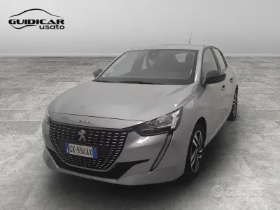 Usata Peugeot 208 Active 102 CV (75 kW) 2023 Argento Utilitaria