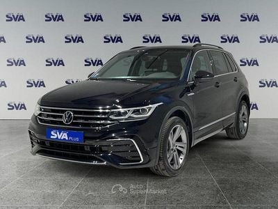Usata VW Tiguan R-line 200 CV (147 kW) 2021 Nero SUV