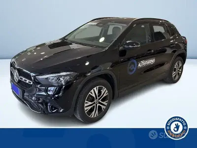 Begagnad Mercedes GLA180 Advanced 116 HK (85 kW) 2025 Svart SUV