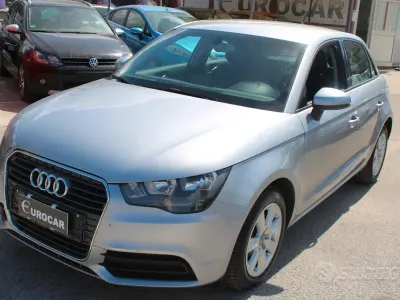 Begagnad Audi A1 Ambition 105 HK (77 kW) 2014 Grå Halvkombi