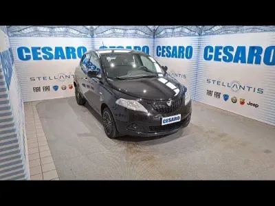 Usata Lancia Ypsilon S 69 CV (50 kW) 2024 Nero Utilitaria