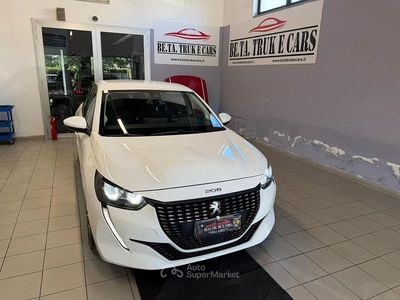 Begagnad Peugeot 208 101 HK (74 kW) 2021 Vit Halvkombi