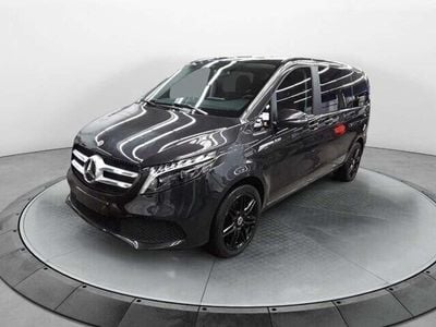 Usata Mercedes V300 Sport Edition 237 CV (174 kW) 2024 Grigio Monovolume