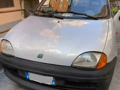 Usata Fiat Seicento Young 39 CV (28 kW) 2000 Utilitaria