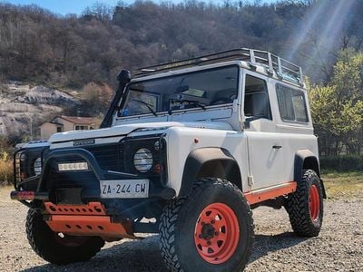 Usata Land Rover Defender 113 CV (83 kW) 1996 Bianco SUV