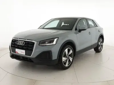 Usata Audi Q2 Admired 150 CV (110 kW) 2023 Grigio freccia perla SUV