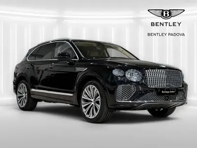 Nuova Bentley Bentayga 549 CV (403 kW) 2026 Onyx metallizzato SUV
