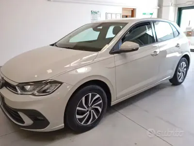 Używany VW Polo 95 KM (69 kW) 2022 Biały Hatchback