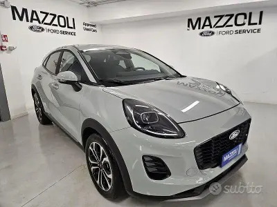Usata Ford Puma Titanium 125 CV (91 kW) 2025 Cactus grey SUV