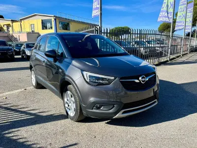 Usata Opel Crossland X Innovation 110 CV (80 kW) 2020 Grigio SUV