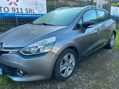 Usata Renault Clio 74 CV (54 kW) 2016 Giallo Station wagon