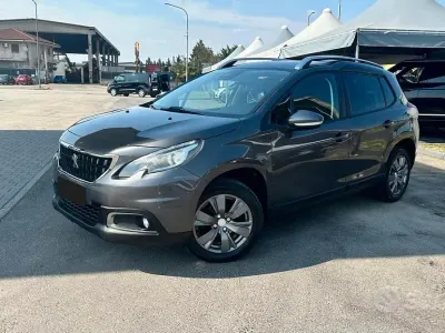 Usata Peugeot 2008 Allure 83 CV (61 kW) 2019 Grigio SUV