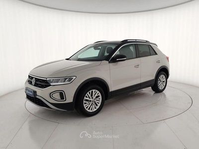 Beige metallizzato Usata 2023 VW T-Roc Life SUV | 21.700 € (Buon prezzo)
