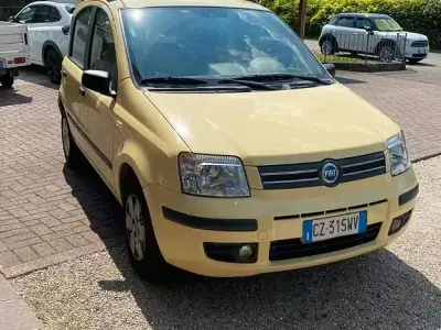Usata Fiat Panda 60 CV (44 kW) 2006 Giallo Utilitaria