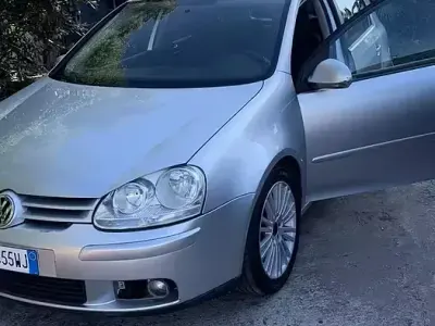 Usata VW Golf VI 110 CV (80 kW) 2009 Grigio Utilitaria