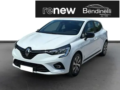 Usata Renault Clio V Zen 101 CV (74 kW) 2023 Bianco Berlina