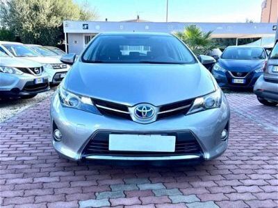 Toyota Auris Hybrid